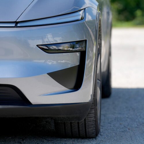 DSC00087_dacf6b7b-abfb-44af-8448-f0ede3760b57.jpg Sport Mode Kit – Color PPF Accent for Model Y Juniper