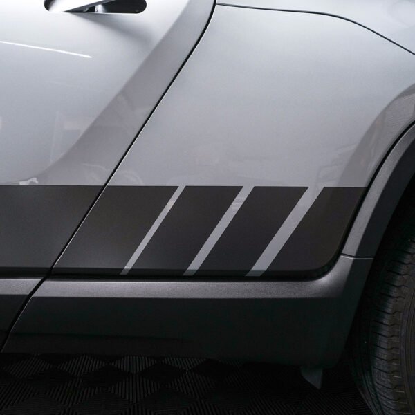 Side Staggered Stripes for R1T